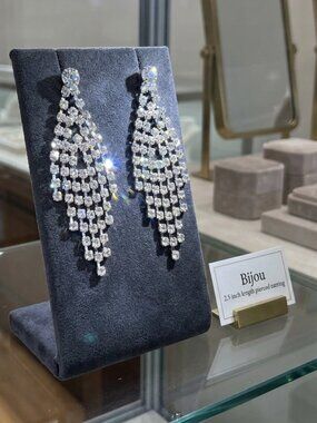 Bijou Dazzling Rhinestone Shimmer Silver Dangle Earrings